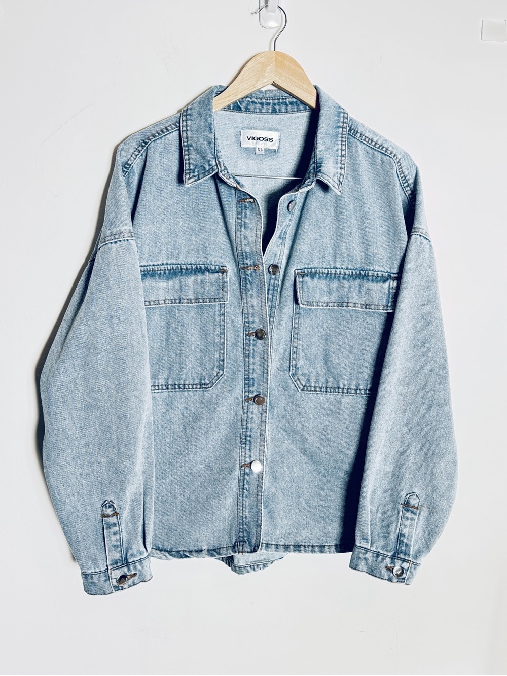 Vigoss Light Wash XL Denim Shirt/Jacket Shacket Button Up Fall-Farm-Trucker